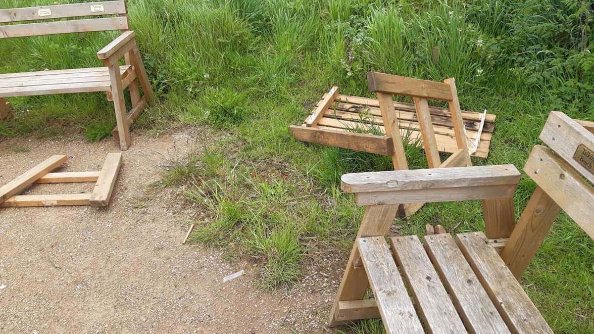 The damaged table