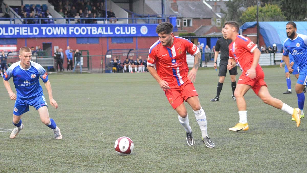 Action from Sutton Coldfield Town v Chasetown. Picture: Louise Yates