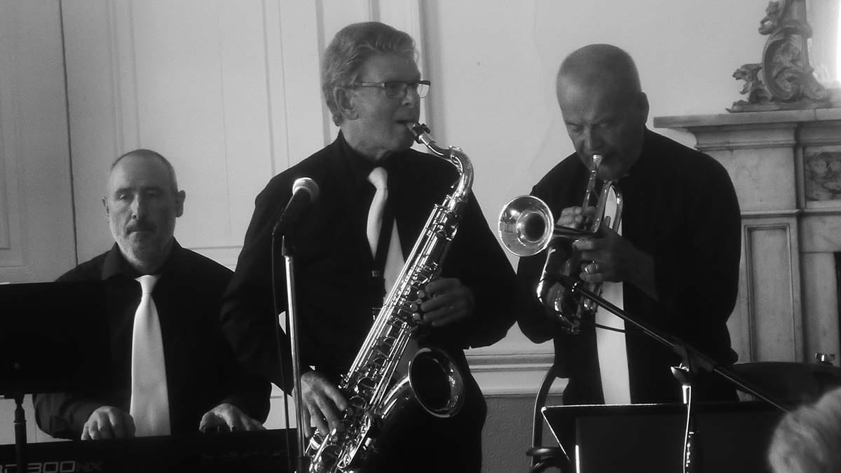The Apex Jazz and Swing Band