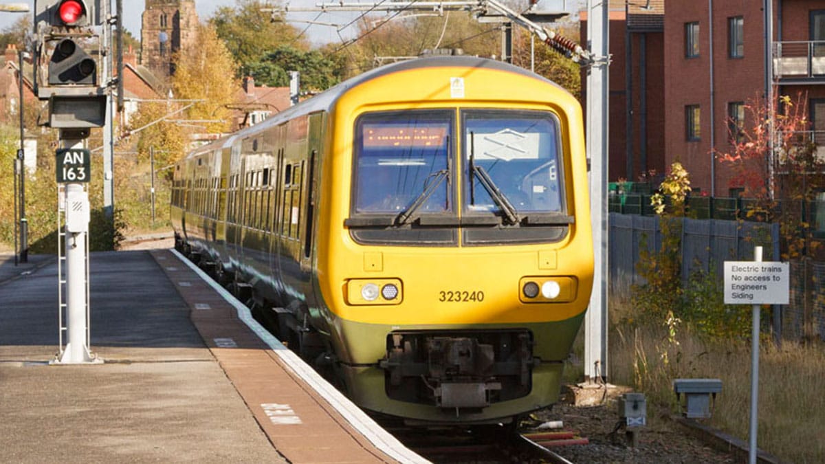 A train at Lichfield City station