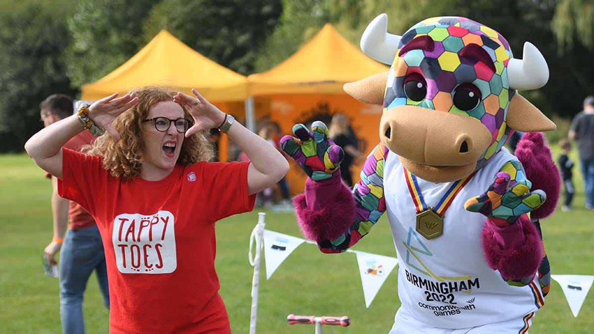 Perry the Commonwealth Games mascot taking part in a dance session