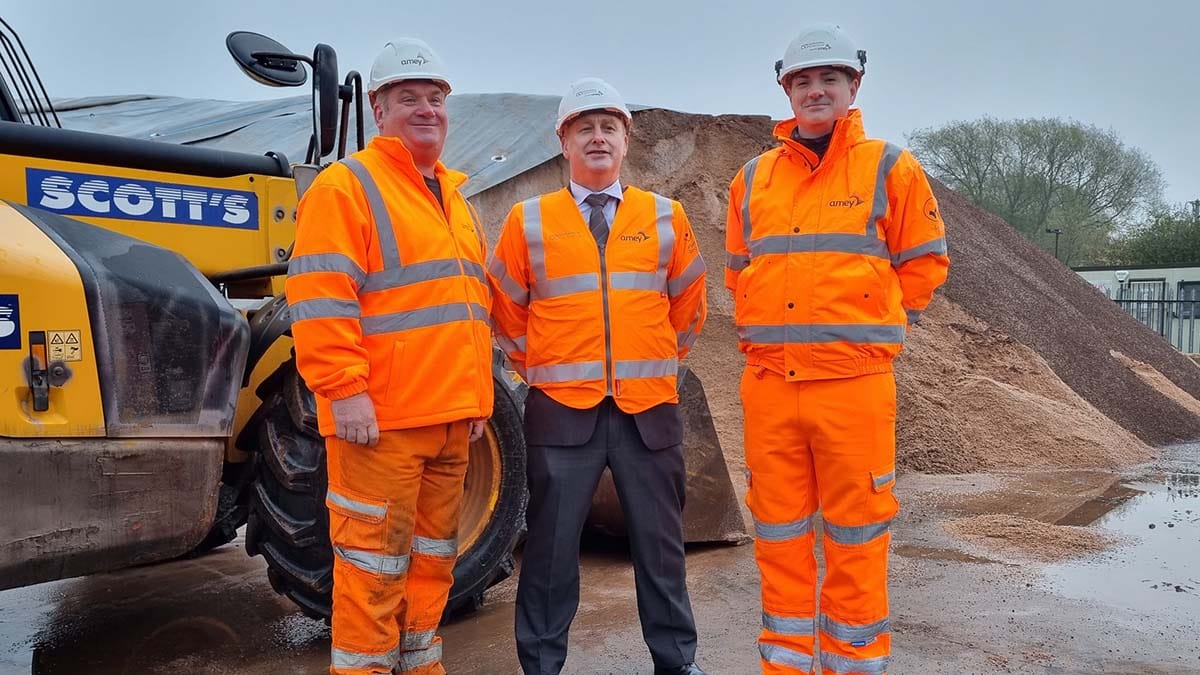 Cllr David Williams (centre) with gritting crew members Steve Hussey and Ian Freestone