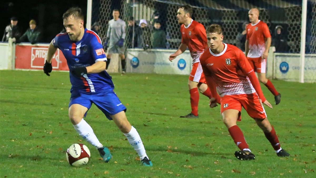 Oli Hayward on the ball. Picture: Dave Birt