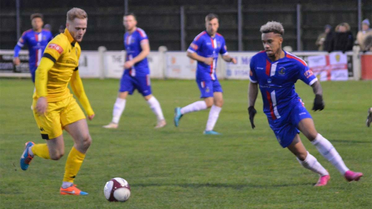 Action from Chasetown FC v Spalding United. Picture: Louise Yates
