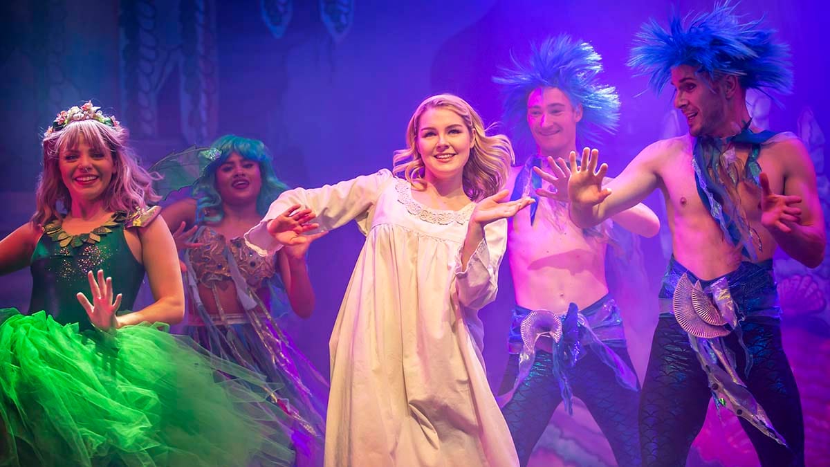 Maria Conneely (centre) in the Lichfield Garrick pantomime