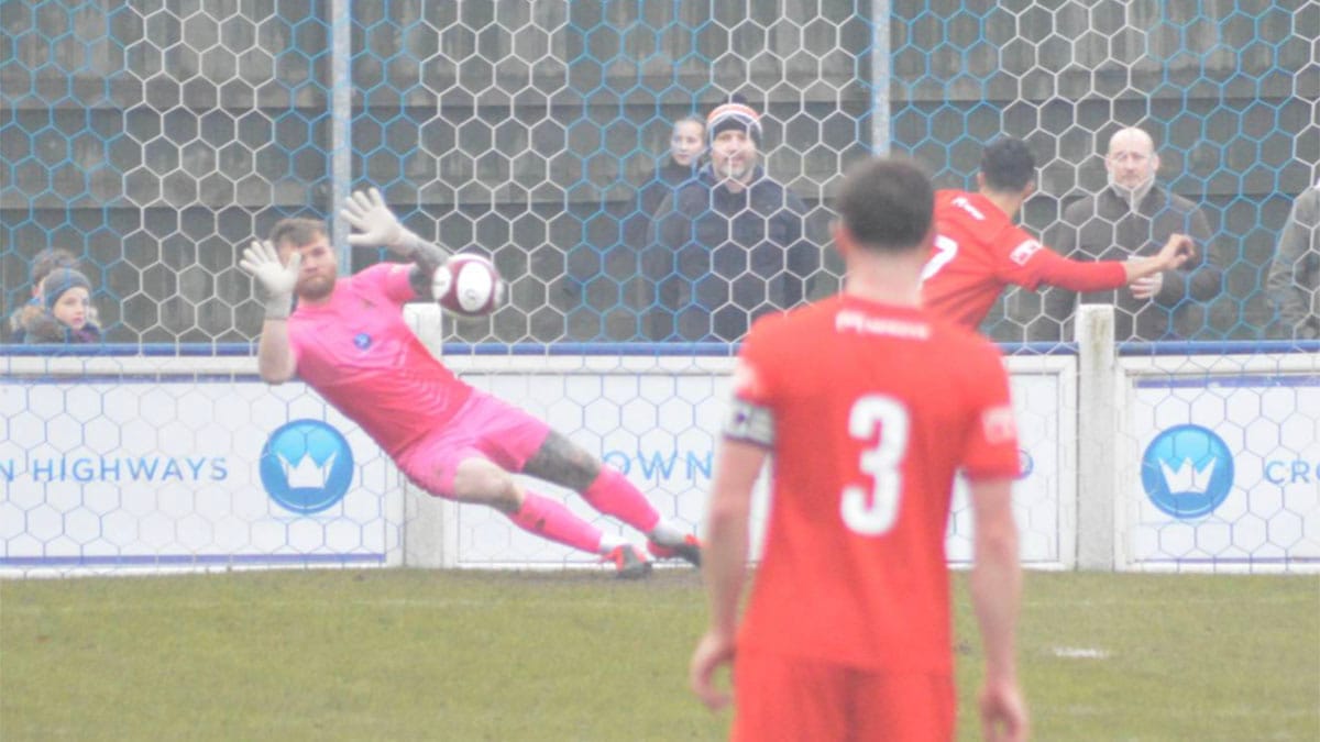 Curtis Pond saves for Chasetown FC against Coleshill Town