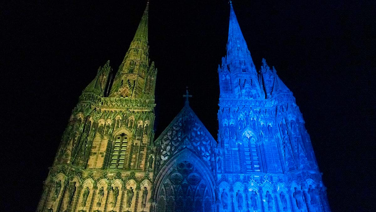 Lichfield Cathedral lit up in Ukranian colours
