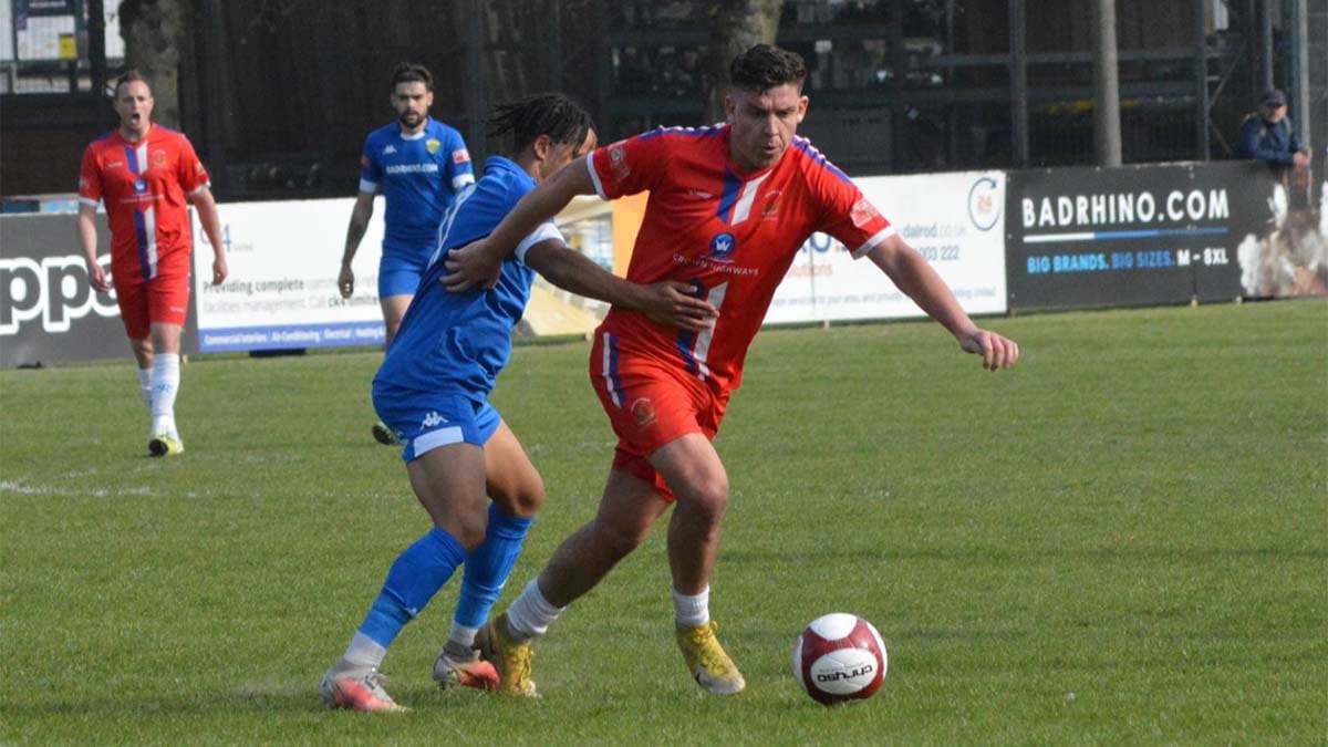 Action from Chasetown's trip to Spalding. Picture: Louise Yates