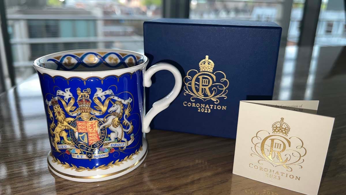 The commemorative coronation mug