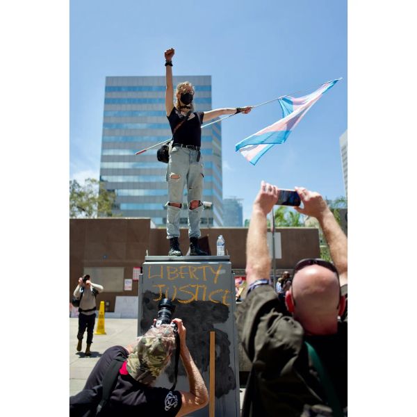 No kings, Fuck ICE, and Free Palestine.