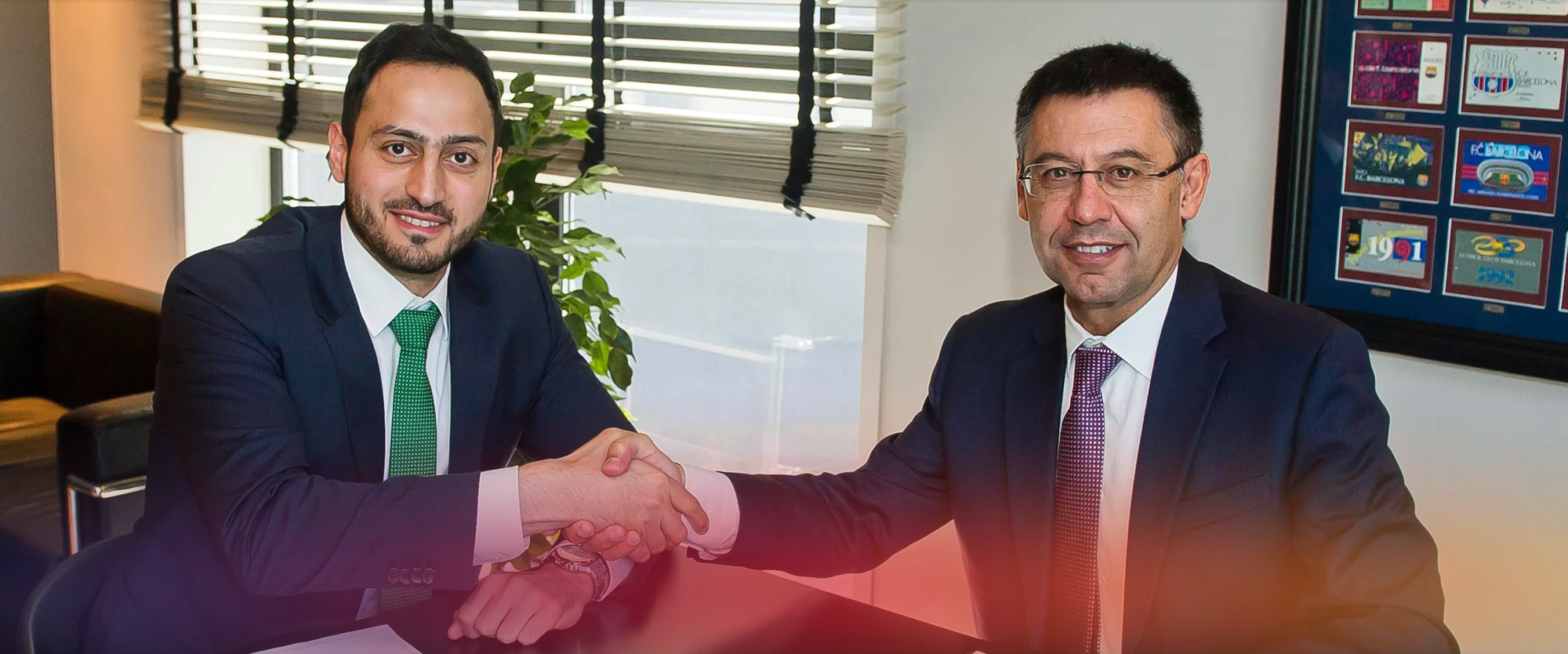 Fahad&nbsp;Alhagbani&nbsp;with FC Barcelona President&nbsp;Josep Maria Bartomeu.