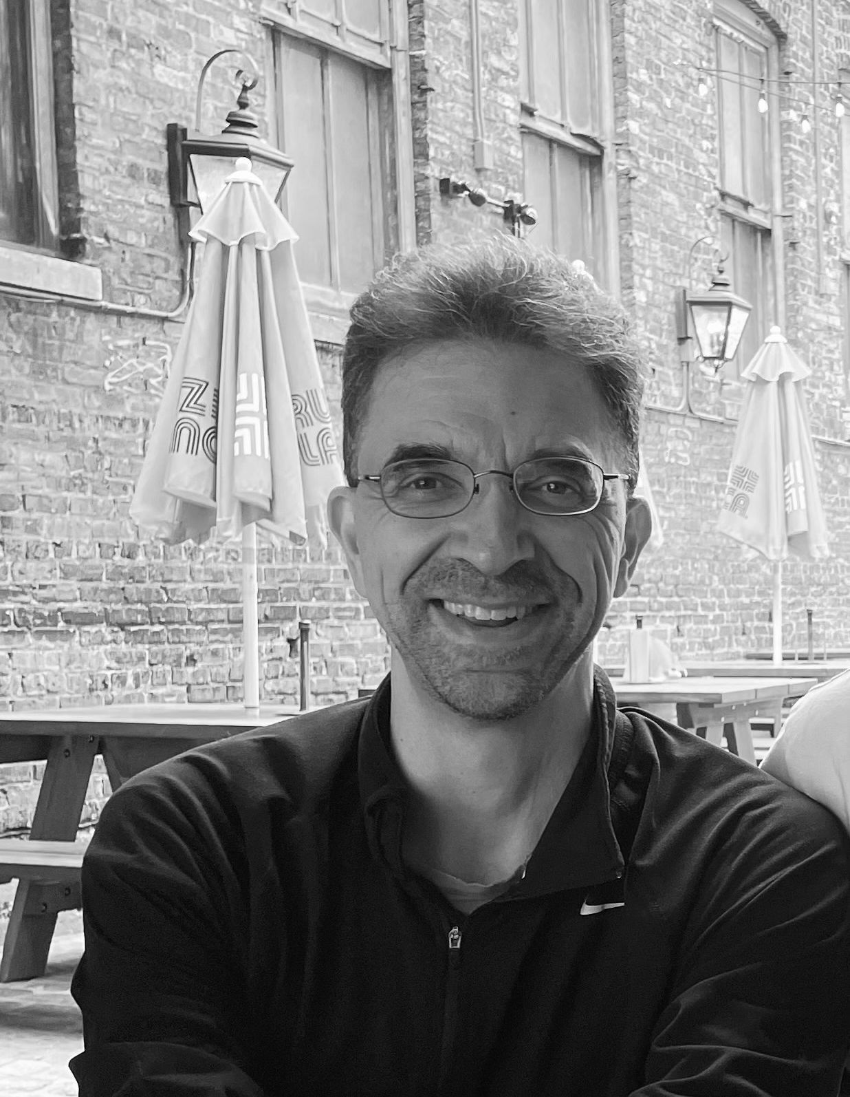 A Cardiologist Tells Us Why He Loves Olive Oil