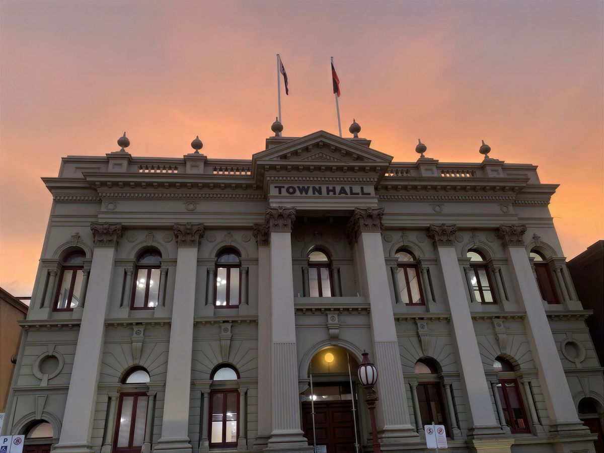 How an irate ratepayer single-handedly shut down his local council.