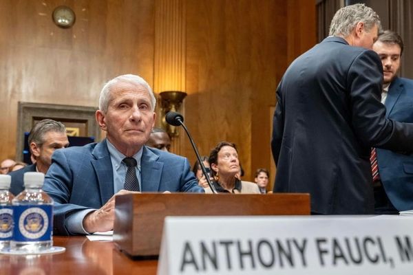 Fauci refused to answer 15 questions about the last pandemic while Trump pushes to strip vaccines before the next one