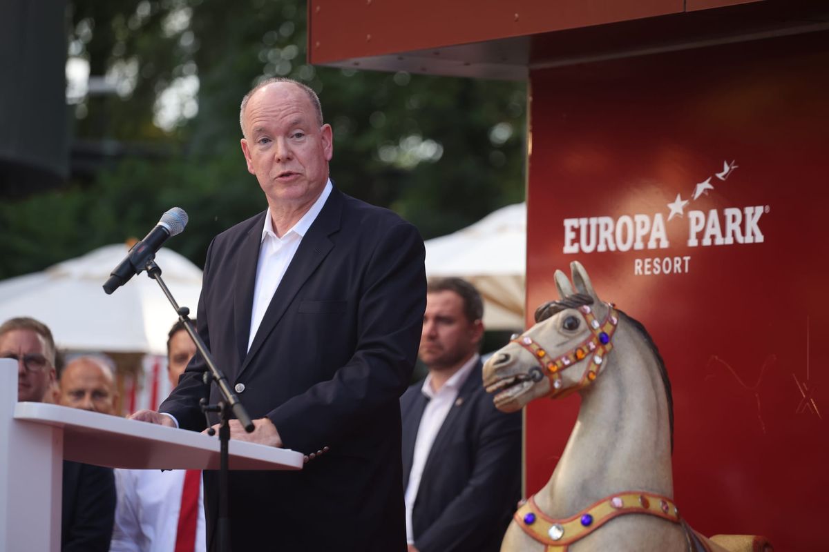 Fürst Albert eröffnet Themenbereich Monaco im Europa-Park