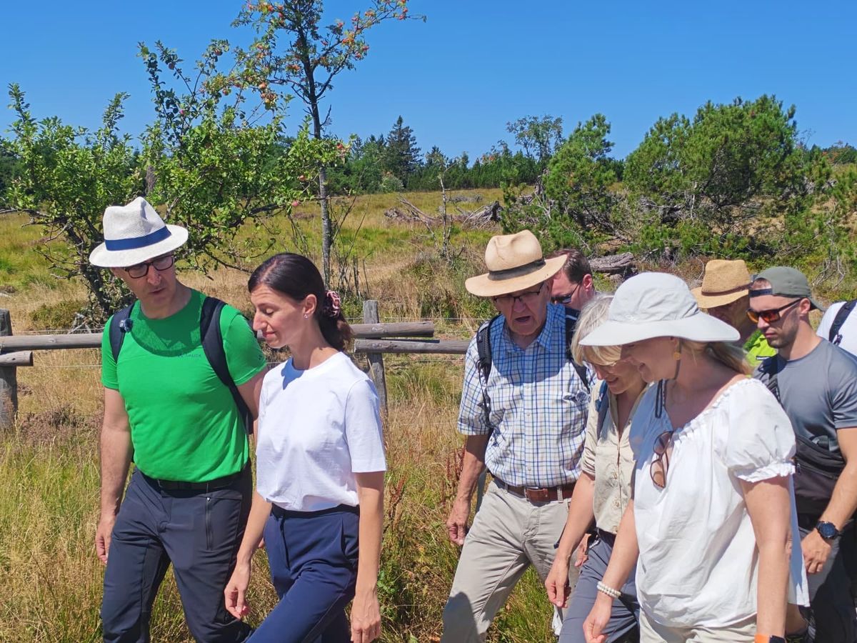 Cem Özdemir visits Black Forest National Park near Baiersbronn