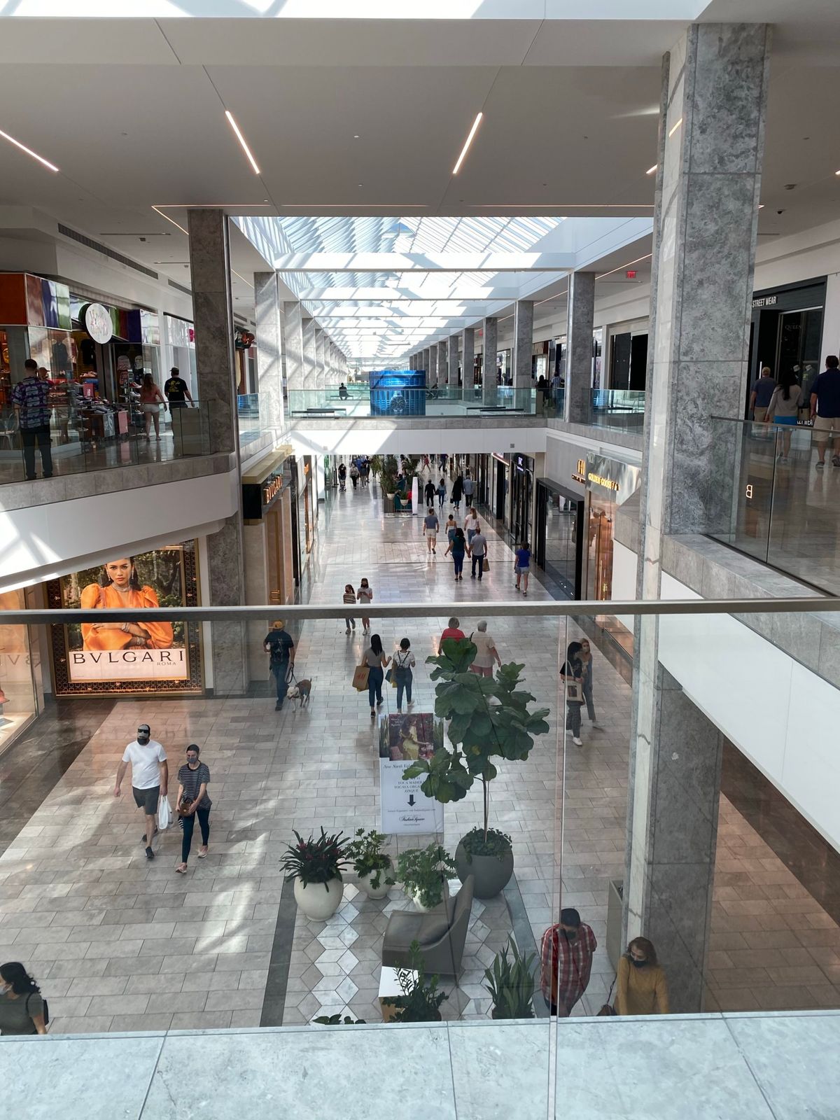 In Scottsdale, AZ? Visit Scottsdale Mall.