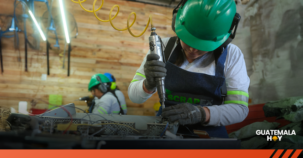 Reciclaje de RAEE en Guatemala: cómo Scrapex integra innovación, impacto social y economía circular