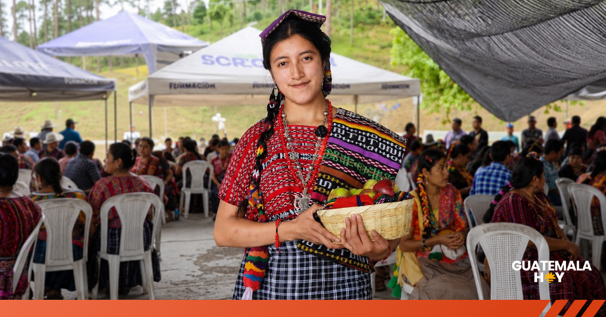 Salomé Ramos, la joven que convirtió las palabras en una voz para Totonicapán