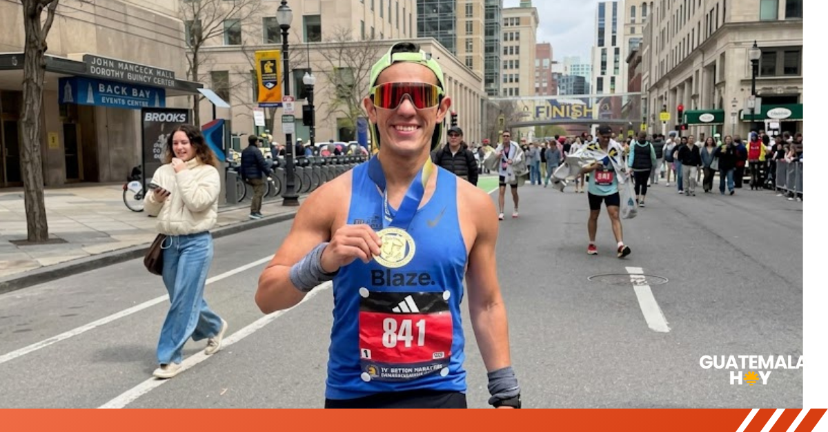 Juan Fernando Tarragó firma una destacada actuación en el Maratón de Chicago 2026
