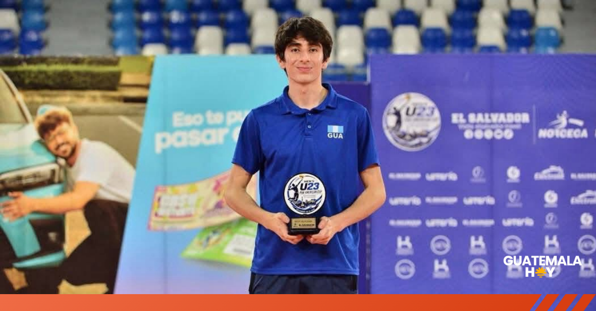 Cristian Álvarez destaca entre nueve selecciones y gana el premio a Mejor Bloqueo U23