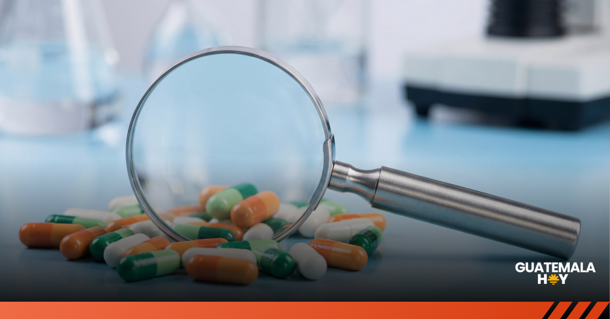 Farmacovigilancia después de la comercialización: cómo circula una alerta desde el paciente hasta el laboratorio
