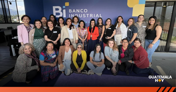 INCAE y Corporación Bi impulsan el liderazgo femenino en Centroamérica