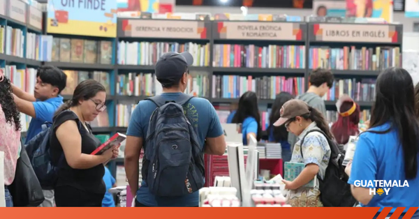 Filgua 2026 impulsa la compra de libros con descuentos, ediciones especiales y lectores que planifican cada quetzal