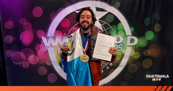 Actor guatemalteco Diego Sierra conquista el escenario mundial con múltiples premios en la WCOPA 2026