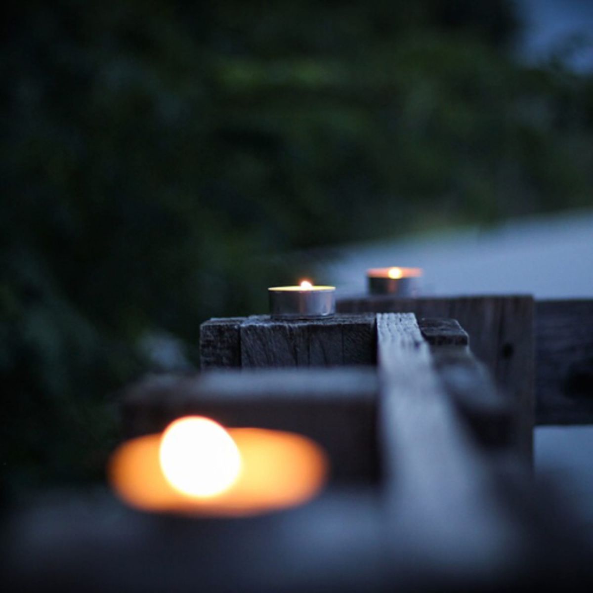 THE LOVE THAT HEALS ALL WOUNDS