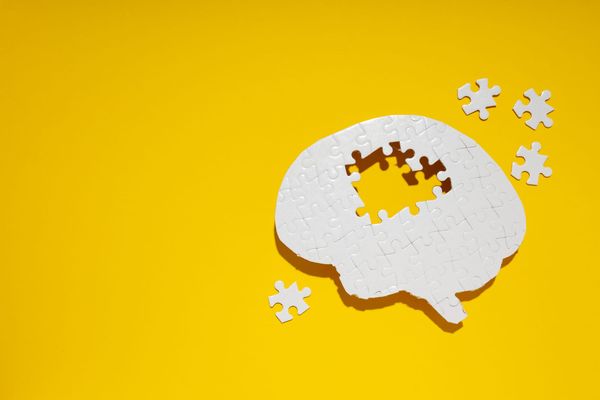 Neurotechnology for Cognitive Performance: Wearables That Train Your Brain