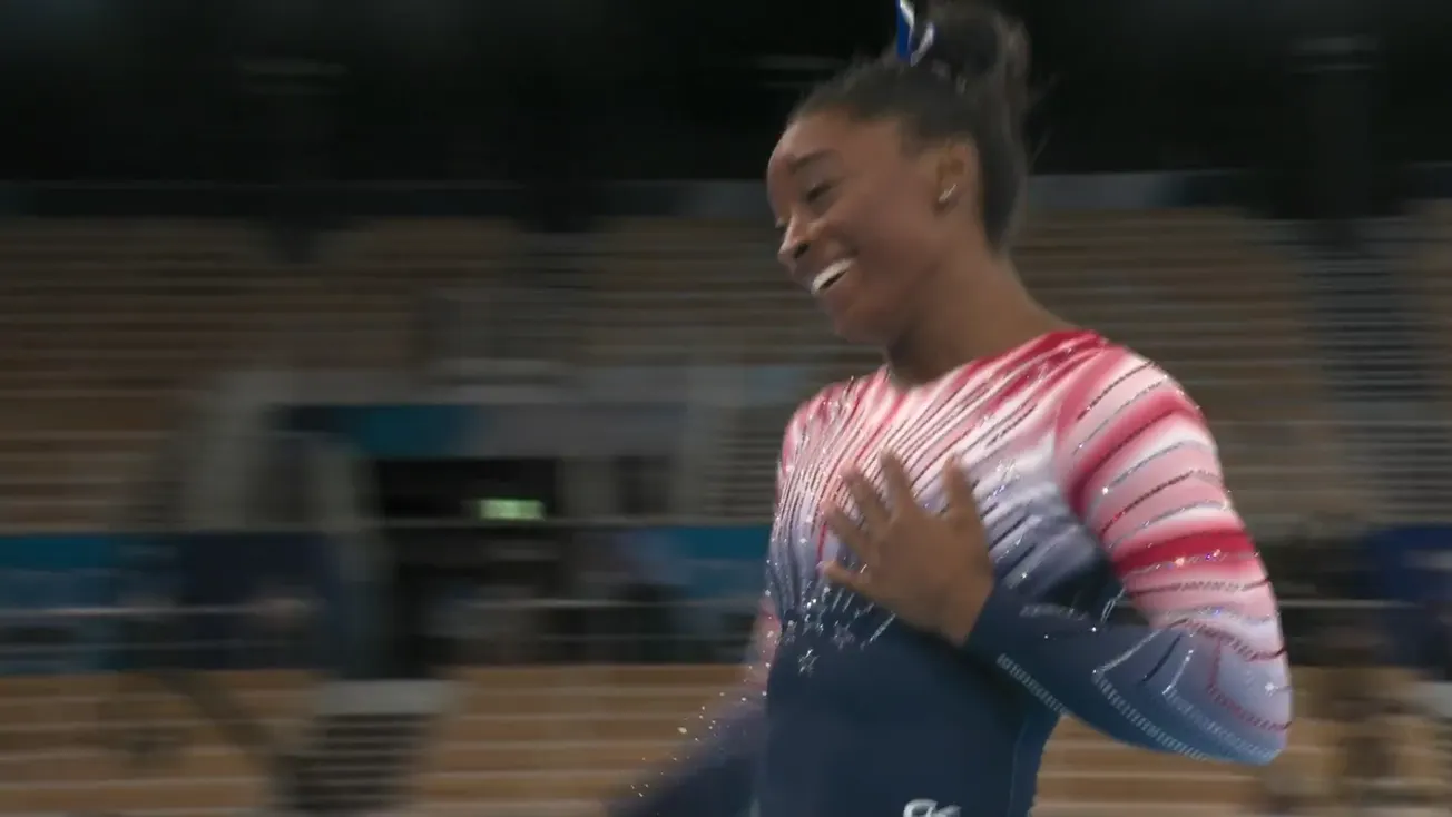 Simone Biles returns for final individual event, takes bronze