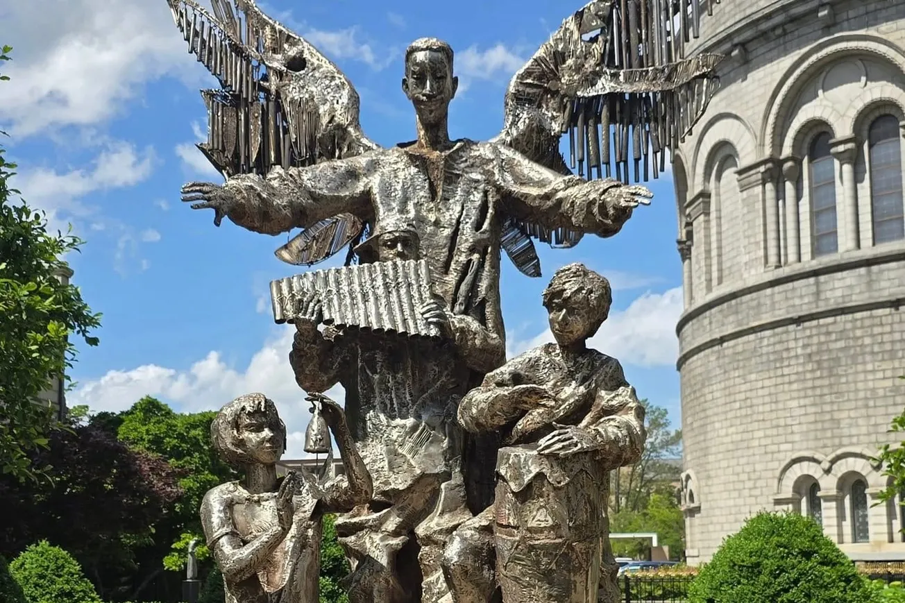 'Angel of Harmony' statue returns to St. Louis cathedral after Mo. vandalism incident