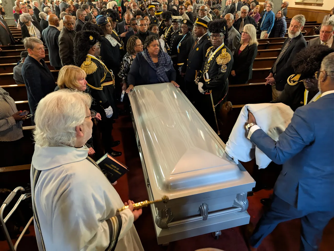 'He loved his God': Trailblazing journalist Michael Days remembered at New Jersey funeral