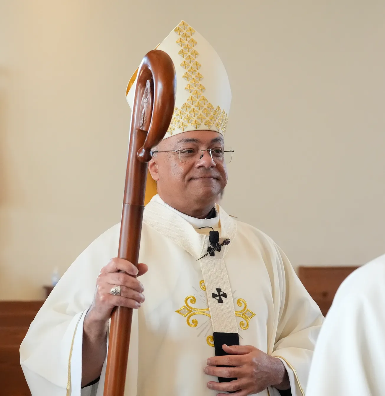 'I stand in solidarity': Black bishop defends Pope Leo XIV amid White House attacks