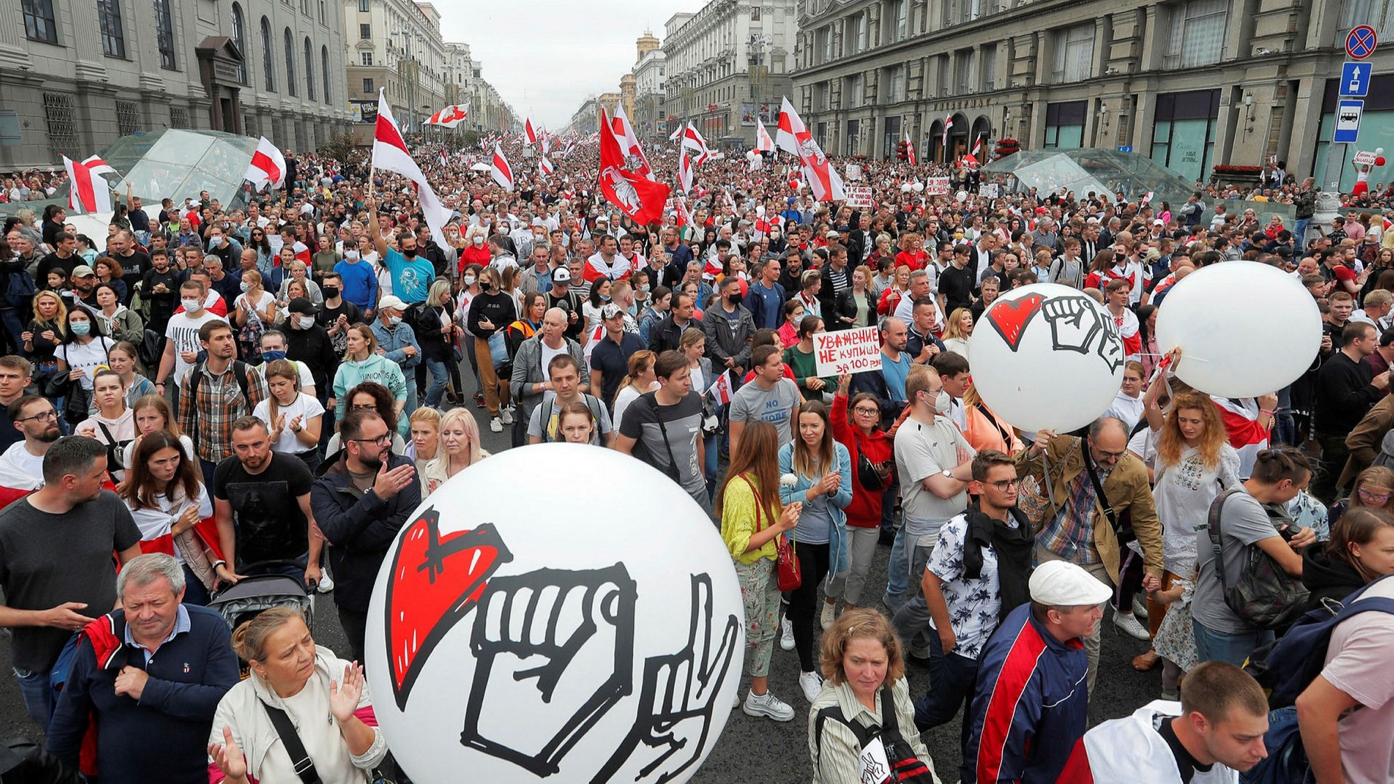 Belarus protesters undeterred in face of threat of army response |  Financial Times