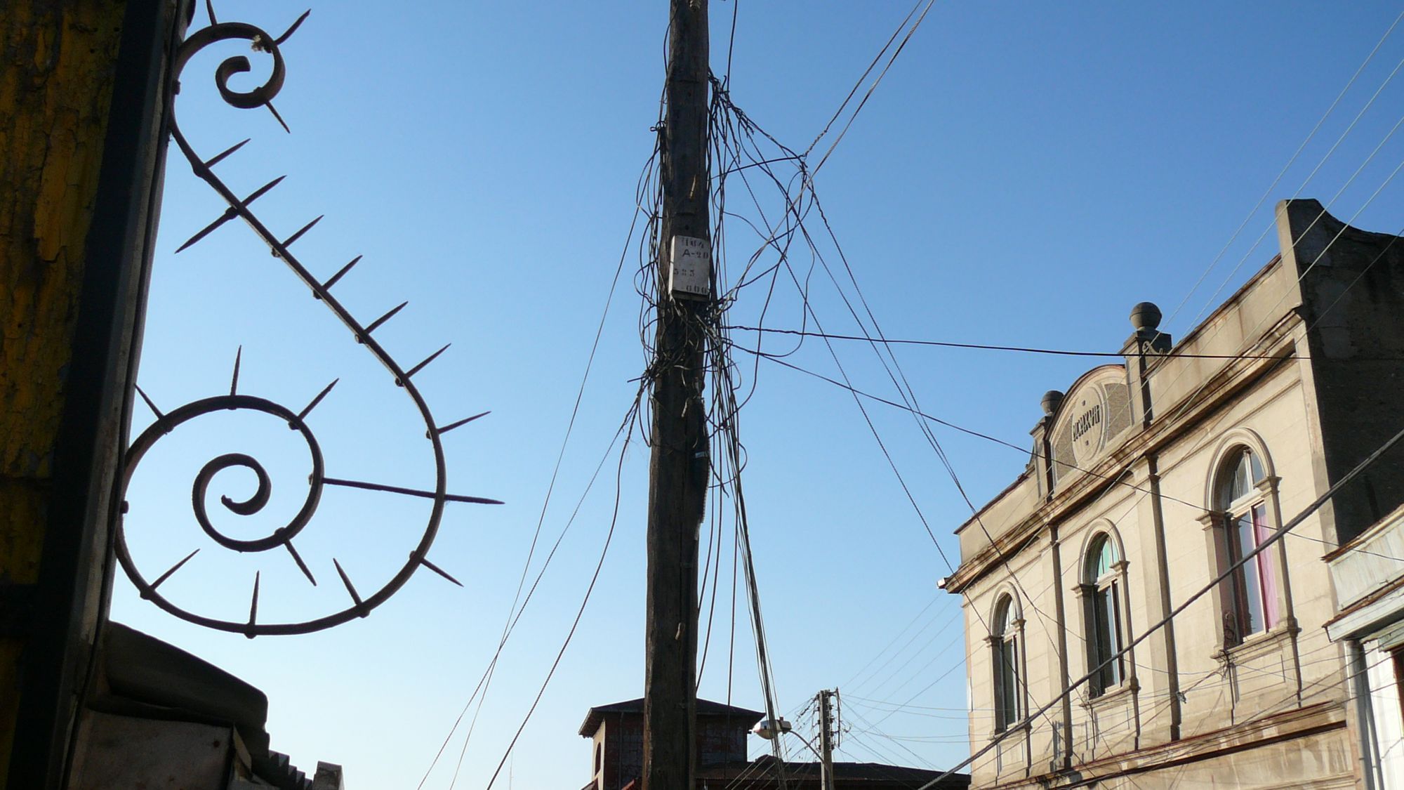 Úchylnosti jazyka chilského v praxi