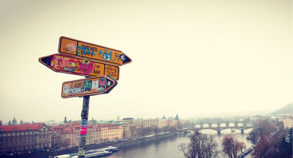 aiDEa - Artista Multimedia mexicana que vive en Praga