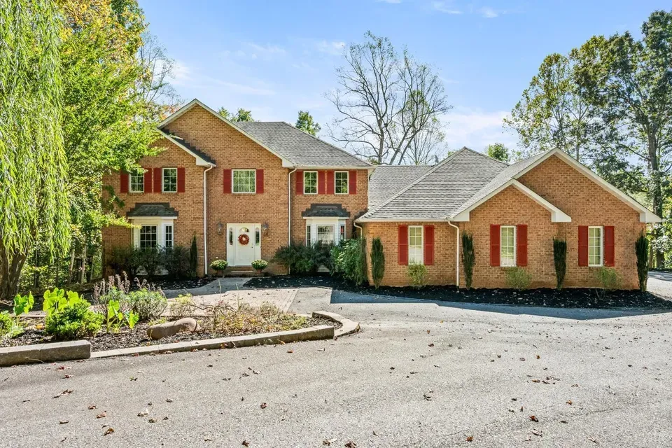 Greater Lynchburg Real Estate Top Transaction Reached $805,000