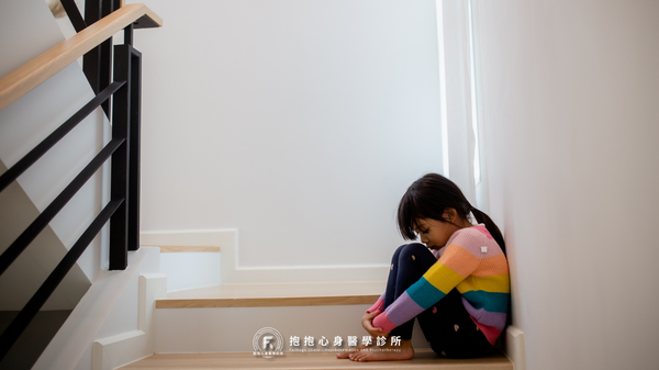 抱抱月刊:第三期|返家 x 母愛 x 創傷:媽媽對一個人的生命有多重要?