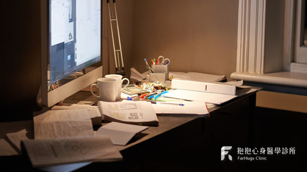 別讓「成為全新自己」變成壓垮你的最後一根稻草！心理師分享「配速」及「減壓」自救心法