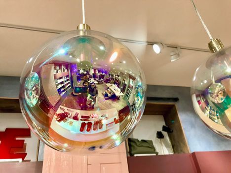 Holiday globe