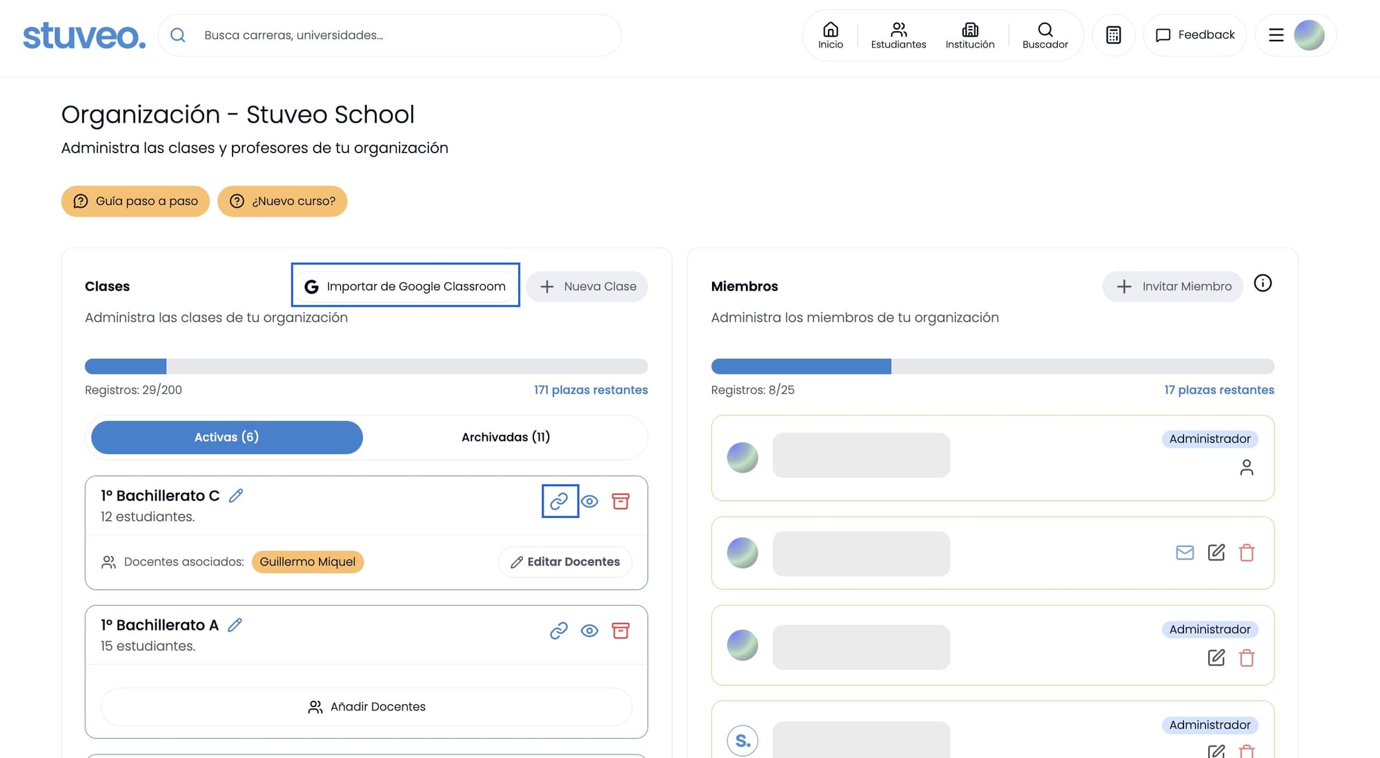 Panel de Miembros y Clases con el icono de enlace de invitación y el botón Importar de Google Classroom marcados