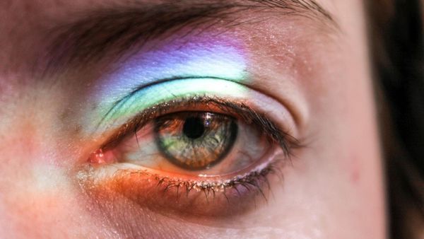 Çok Dil Bilenler Dünyayı Daha Farklı Görüyor