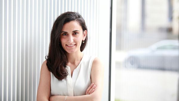 Dünyaca Ünlü Türk Bilim İnsanı Canan Dağdeviren Beyin Kanaması Geçirdi