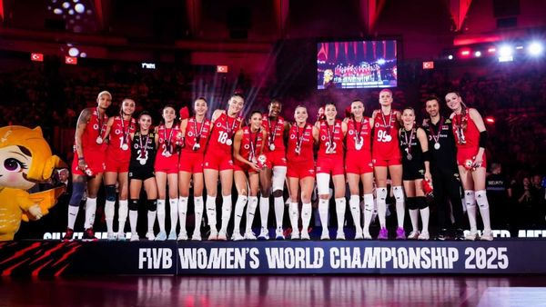 Türk Ulusunun Gururu: Filenin Sultanları Dünya İkincisi