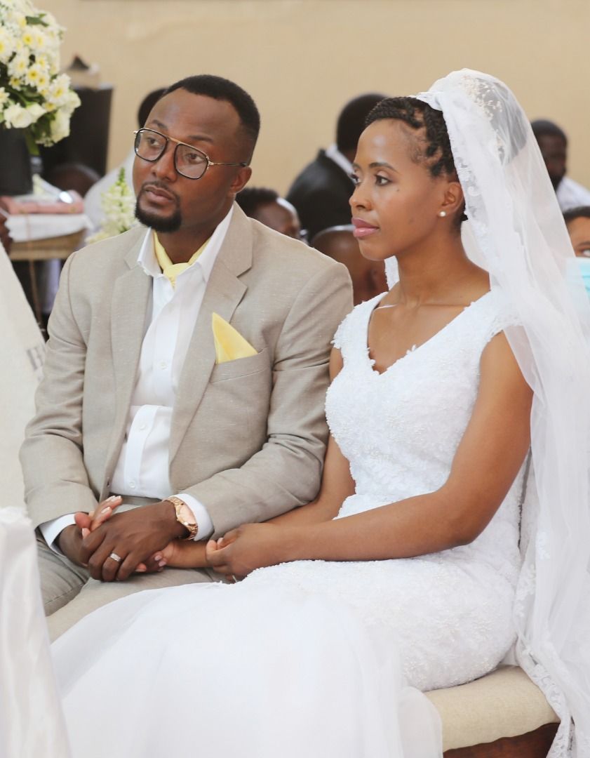 PRESIDENTS DAUGHTER WEDS