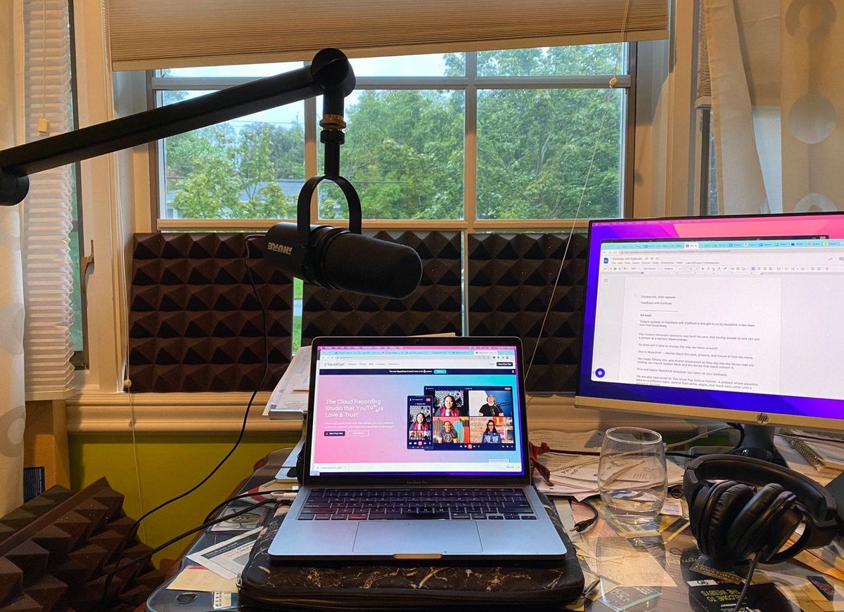 Feedback with EarBuds hosted by Arielle Nissenblatt