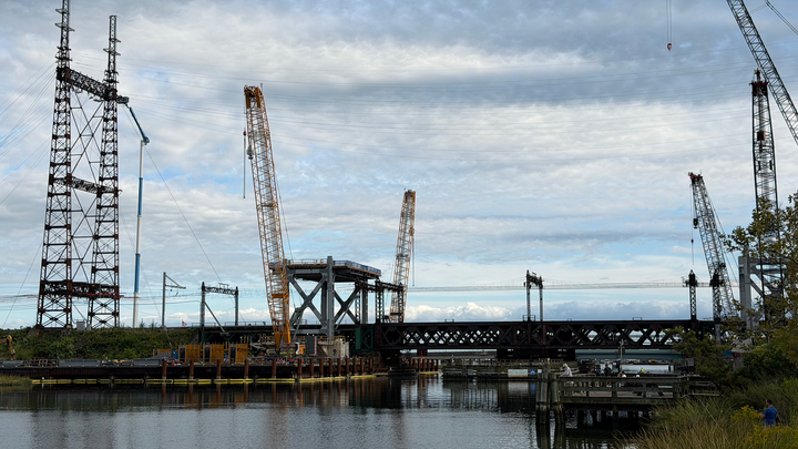 Goodbye to the Rail Towers: Where the Walk Bridge Project Stands and What’s Next