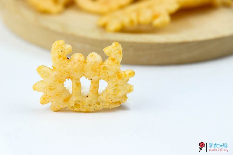 火辣炒碼螃蟹餅乾 🦀 喝酒必備的零食，讓你一口接一口！